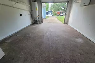 114 Dolphin Ave, Galveston, TX 77550 - Photo 13