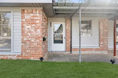 304 E Dumble Street, Alvin, TX 77511 - Photo 3