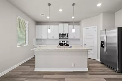 594 Avisa Drive, Kemah, TX 77565 - Photo 5