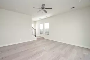 1103 Fuschia Rd, Houston, TX 77055 - Photo 17