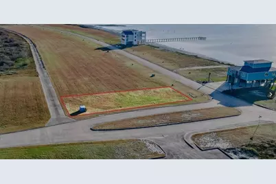 3368 Bay Ridge Dr, Palacios, TX 77465 - Photo 11