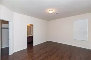 9723 Cira Court, Houston, TX 77044 - Photo 9