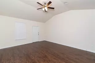 9723 Cira Court, Houston, TX 77044 - Photo 7