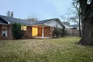 400 Giddings Ln, Brenham, TX 77833 - Photo 3