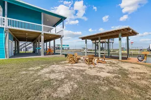 522 Dolphin, Freeport, TX 77541 - Photo 11