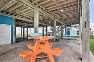 522 Dolphin, Freeport, TX 77541 - Photo 17