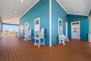 522 Dolphin, Freeport, TX 77541 - Photo 3