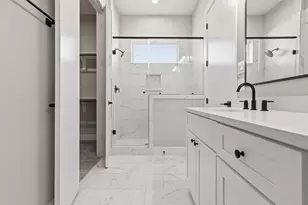 9 Wellford St, Houston, TX 77022 - Photo 31