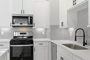 9 Wellford St, Houston, TX 77022 - Photo 17