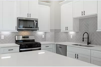 9 Wellford Street #F, Houston, TX 77022 - Photo 21