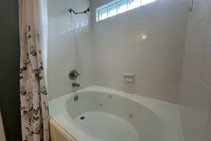 2030 Bailey St, Houston, TX 77006 - Photo 17