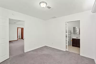 241 W Rittenhouse Street, Houston, TX 77076 - Photo 13