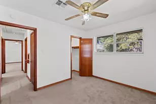 241 W Rittenhouse St, Houston, TX 77076 - Photo 9