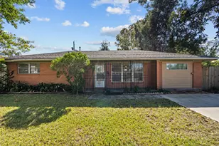 241 W Rittenhouse St, Houston, TX 77076 - Photo 1