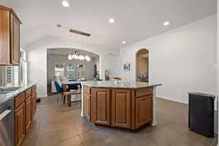 9231 Durango Point Ln, Houston, TX 77070 - Photo 11