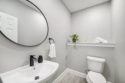 982 Randolph Street #A, Houston, TX 77088 - Photo 7