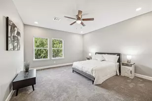 982 Randolph St, Houston, TX 77088 - Photo 9