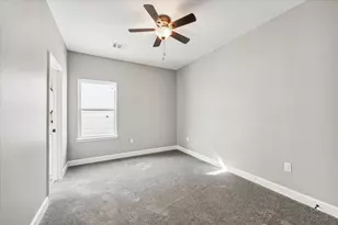 982 Randolph St, Houston, TX 77088 - Photo 19