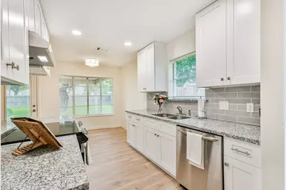11807 Sagecliff Drive, Houston, TX 77089 - Photo 9