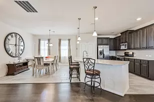 1629 Canchola Ln, League City, TX 77573 - Photo 9