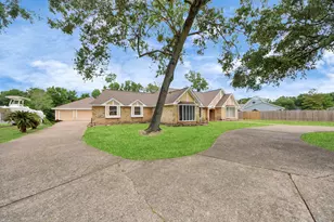 2514 Loganberry Cir, Seabrook, TX 77586 - Photo 5
