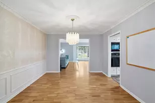 1510 Pine Gap Dr, Houston, TX 77090 - Photo 9
