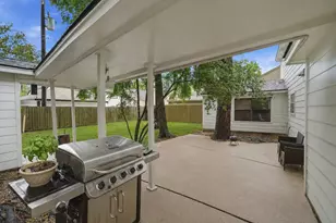 1510 Pine Gap Dr, Houston, TX 77090 - Photo 21