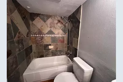 10855 Meadowglen Lane #928, Houston, TX 77042 - Photo 9