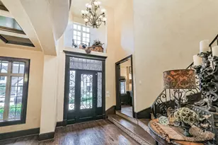 111 Oak Estates Dr, Conroe, TX 77384 - Photo 5