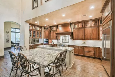 111 Oak Estates Drive, Conroe, TX 77384 - Photo 17