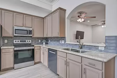 1408 S Friendswood Drive #202, Friendswood, TX 77546 - Photo 7