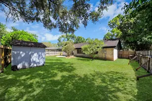 16427 Hickory Knoll Dr, Houston, TX 77059 - Photo 39