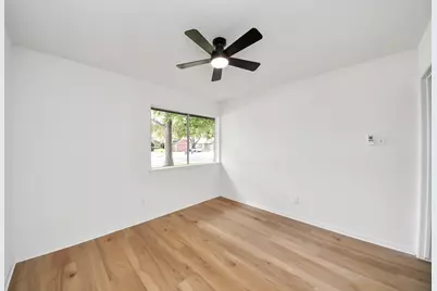 16427 Hickory Knoll Drive, Houston, TX 77059 - Photo 35