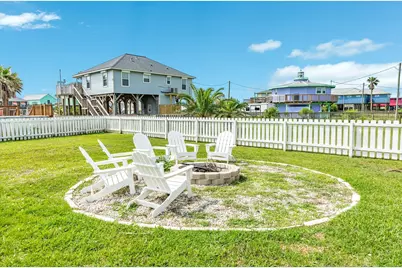 307 Angel Wing Street, Surfside Beach, TX 77541 - Photo 15