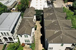 2406 Wroxton Rd, Houston, TX 77005 - Photo 5