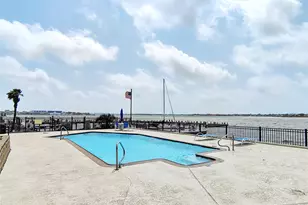 205 Yacht Club Ln, Seabrook, TX 77586 - Photo 25
