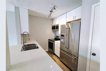 205 Yacht Club Lane #205, Seabrook, TX 77586 - Photo 7