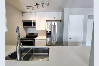 205 Yacht Club Lane #205, Seabrook, TX 77586 - Photo 9