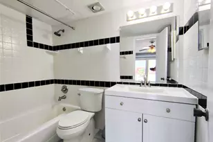 205 Yacht Club Ln, Seabrook, TX 77586 - Photo 19