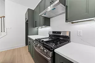 951 Highland Lgt Ln, Houston, TX 77091 - Photo 9