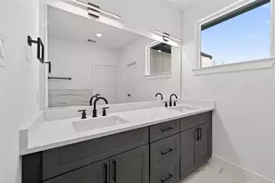 951 Highland Lgt Ln, Houston, TX 77091 - Photo 31