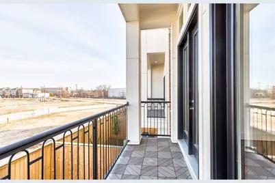 2722 Maxroy Street, Houston, TX 77007 - Photo 5