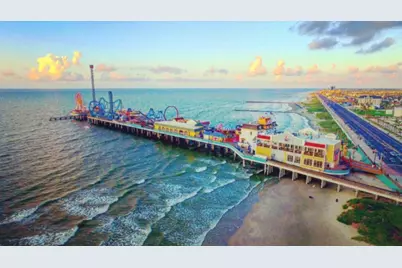 2520 Avenue M, Galveston, TX 77550 - Photo 29