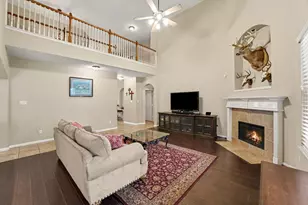 12807 Rocky Briar Ln, Tomball, TX 77377 - Photo 3