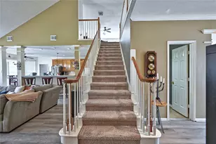 1415 Crystal Lake Cir E, Pearland, TX 77584 - Photo 25