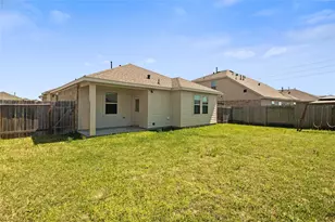 622 Little Cypress Ln, Baytown, TX 77523 - Photo 23