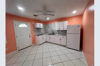 10519 Silver Oak Lane #A, Houston, TX 77038 - Photo 3