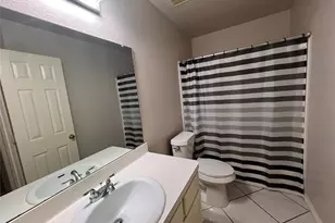 10519 Silver Oak Ln, Houston, TX 77038 - Photo 5