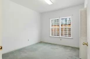 935 Pecore St, Houston, TX 77009 - Photo 15