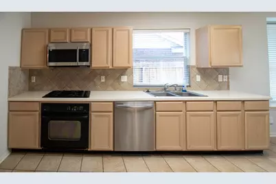 2111 Grovewood Park, Conroe, TX 77385 - Photo 7